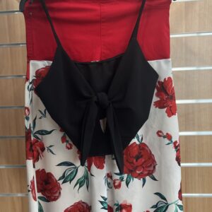 Ensemble crop-top + jupe évasée à fleurs de tissus recyclés. Taille : S