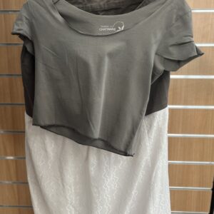 Ensemble haut+ jupe évasée de tissus recyclés. Taille : L/XL